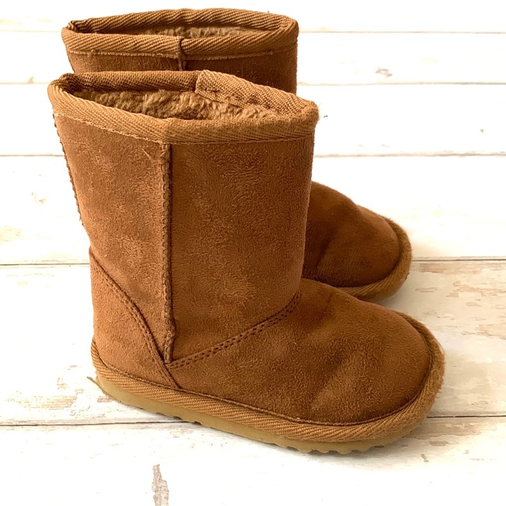 Toddler Size 7 Kids Unisex Boys Girls Sherpa Boots Chestnut Children’s Place